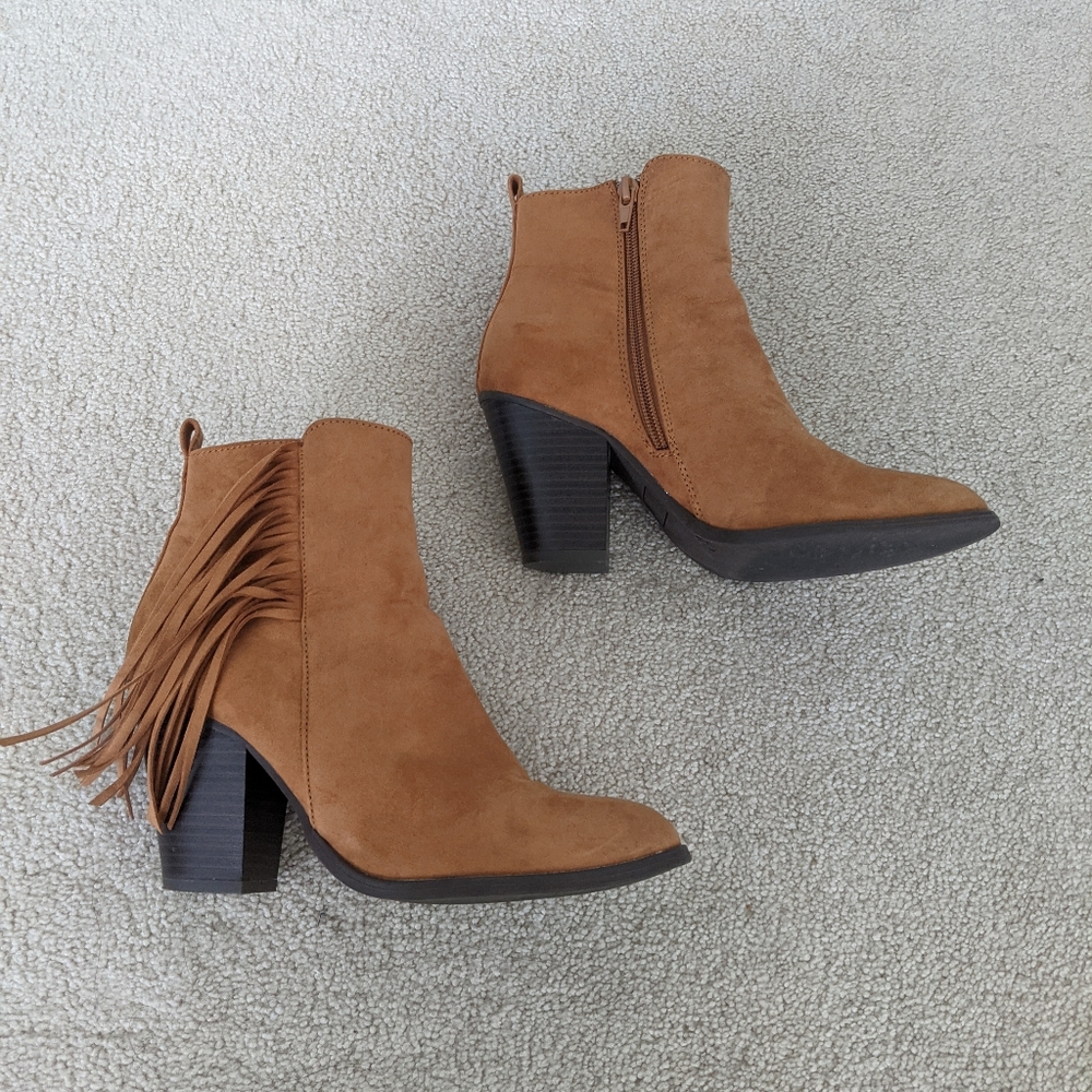 Charming Charlie Danay Fringe Ankle Boot US 8